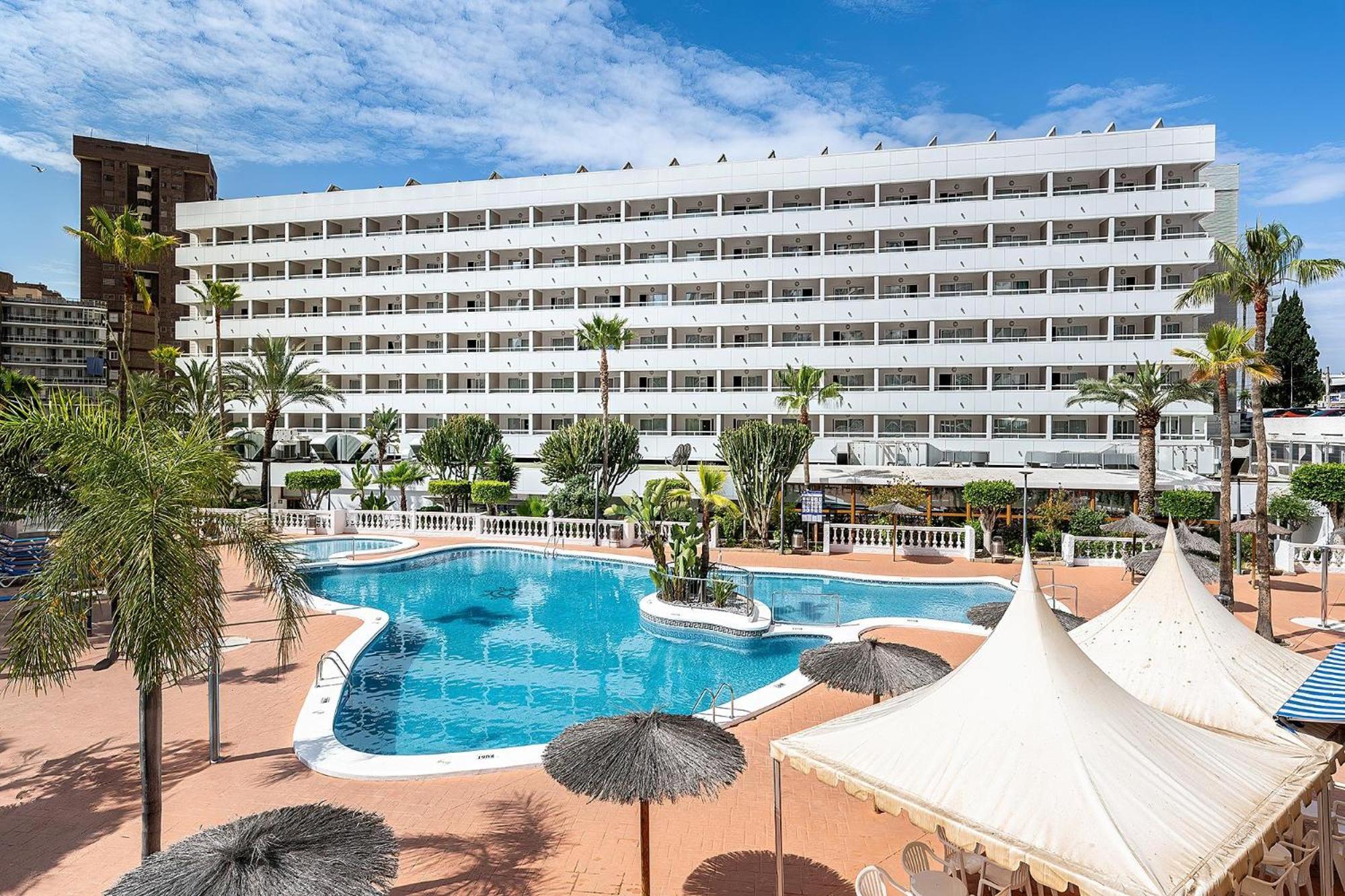 بينايدورم Poseidon Resort المظهر الخارجي الصورة