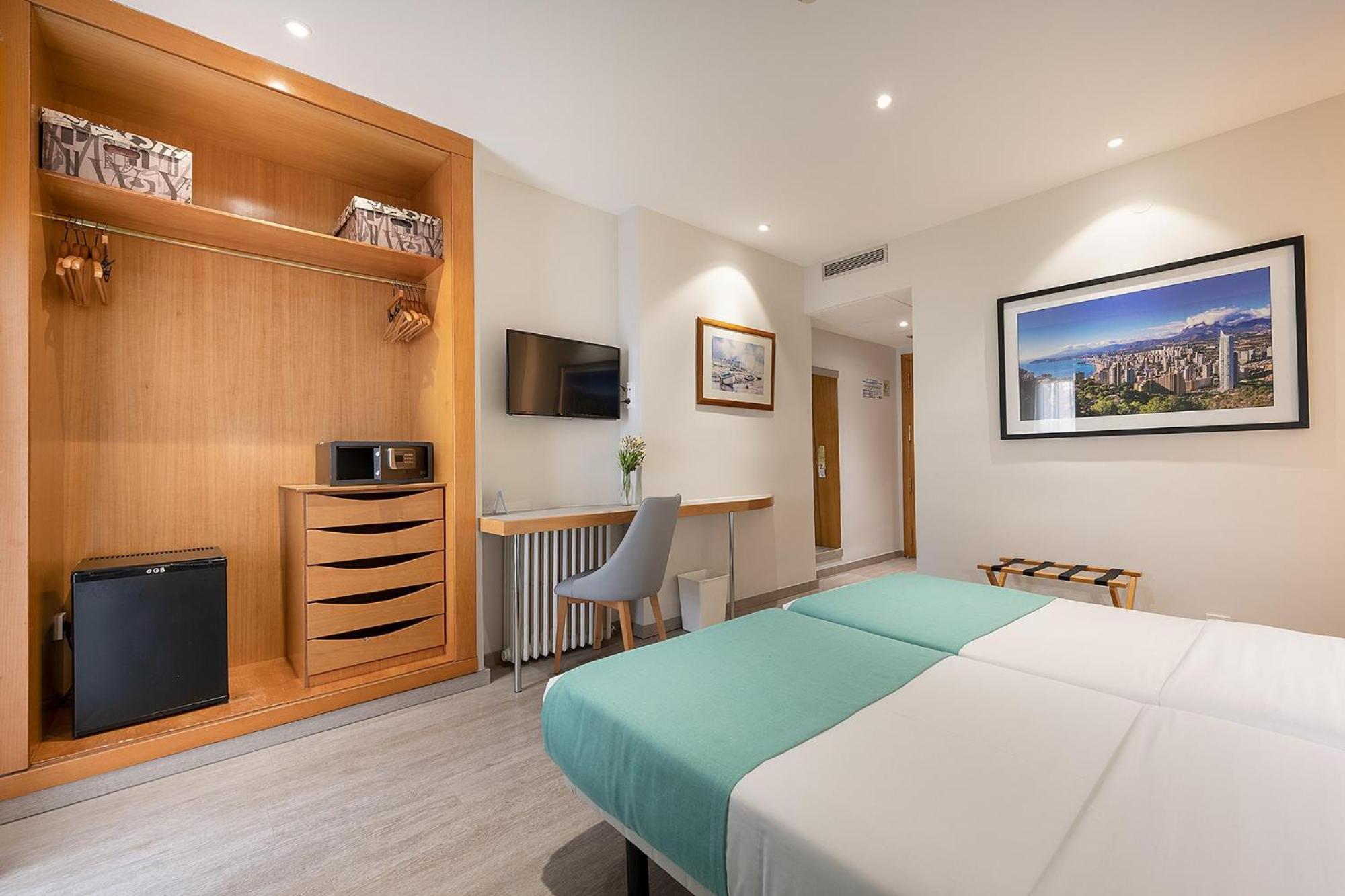 بينايدورم Poseidon Resort المظهر الخارجي الصورة