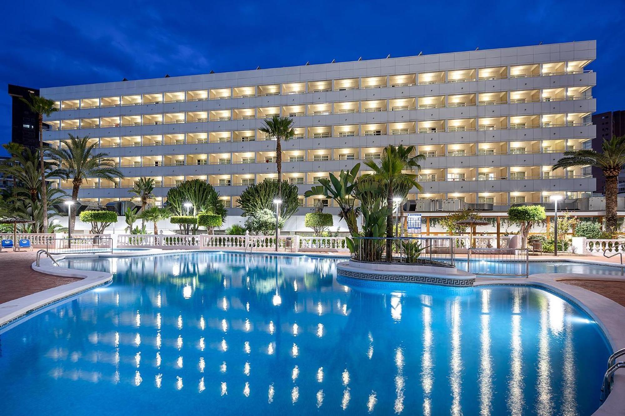 بينايدورم Poseidon Resort المظهر الخارجي الصورة