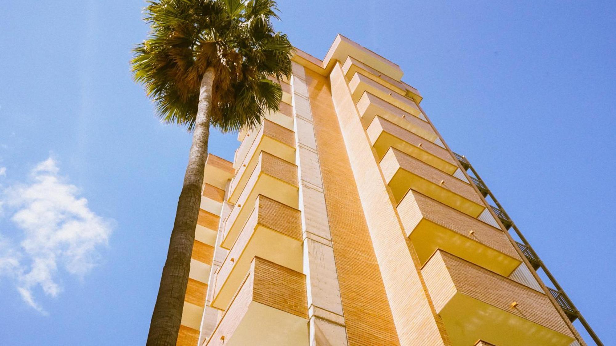 بينايدورم Poseidon Resort المظهر الخارجي الصورة